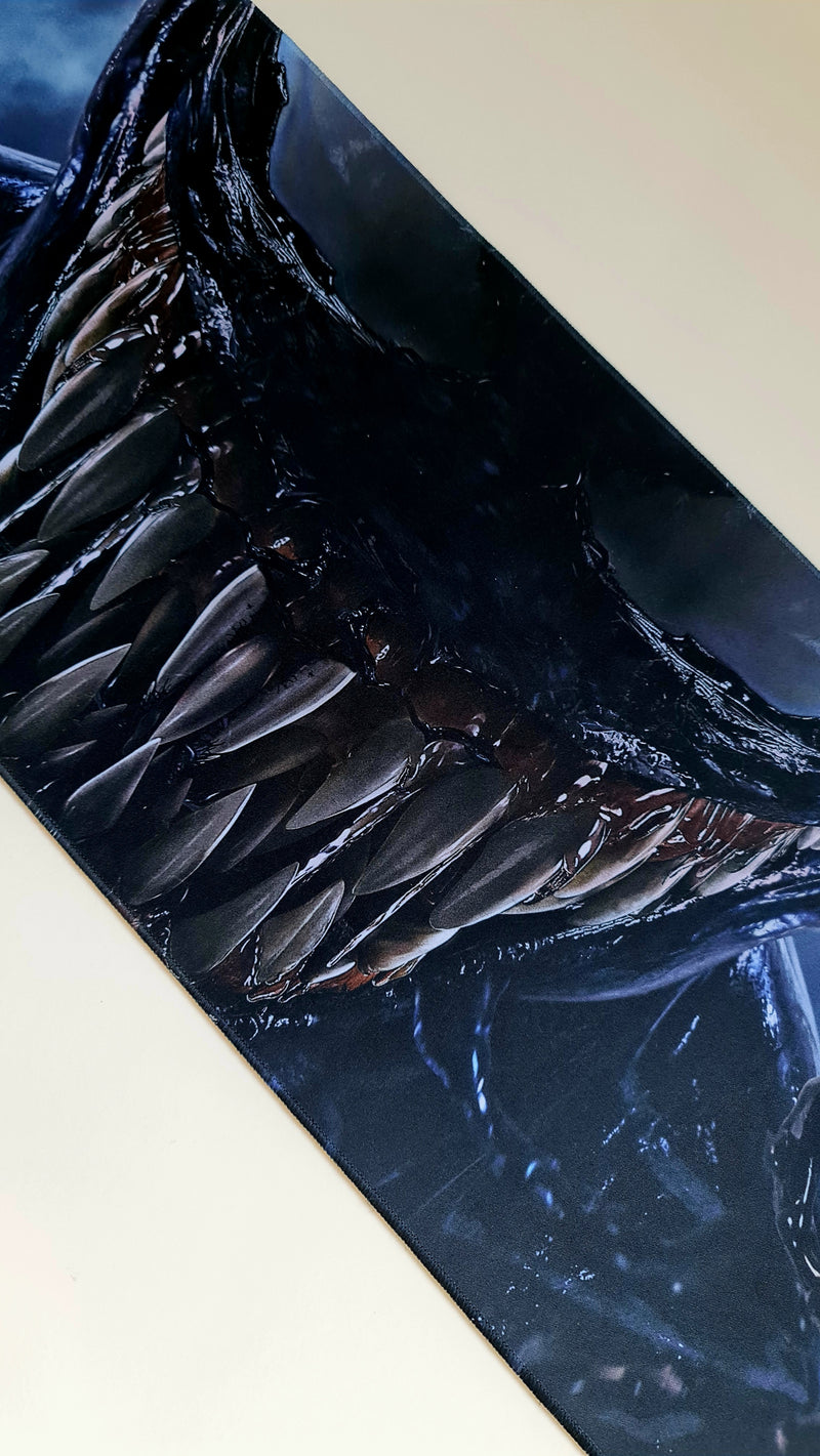 Mouse Pad Megarex Gamer 80x30x3mm Filme Venon speed Antiderrapante Borda Costurada Grande